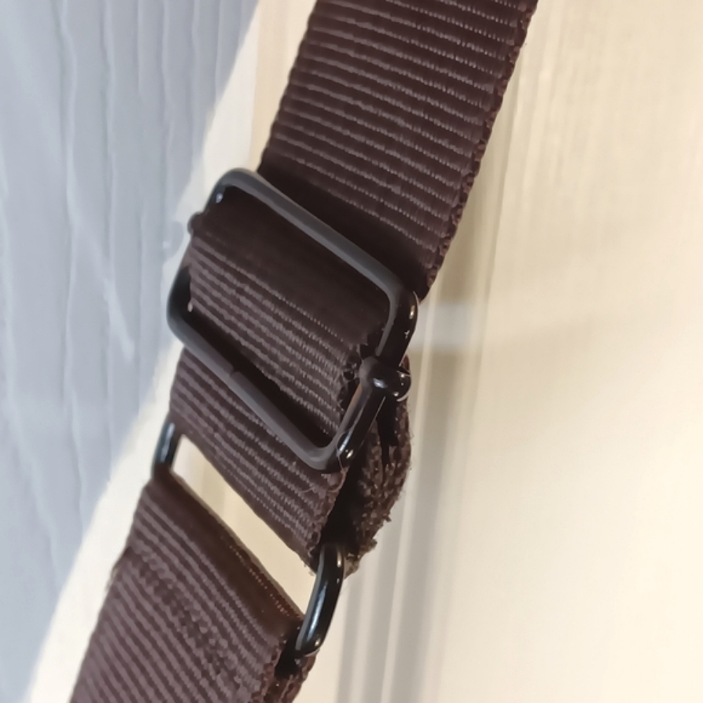 Targus Brown Canvas Laptop Bag Messenger Adjustable Strap Unisex - Picture 14 of 16